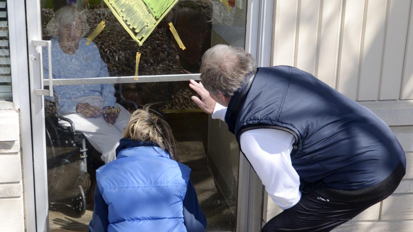 Virus toll unclear in nation’s nursing homes